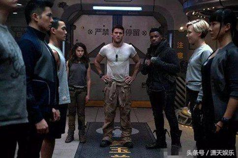 《环太平洋2》比第一部差在哪?这次不能把锅丢给景甜了