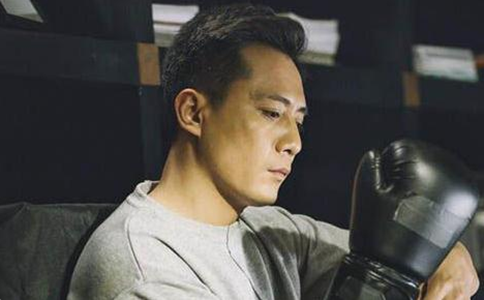 电视剧老男孩中李立群为什么抛弃吴争母子真正原因是什么