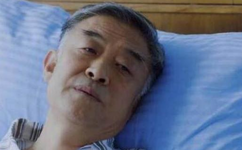 电视剧老男孩中李立群为什么抛弃吴争母子真正原因是什么