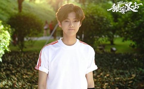 电视剧甜蜜暴击中有吻戏吗鹿晗关晓彤演技怎么样