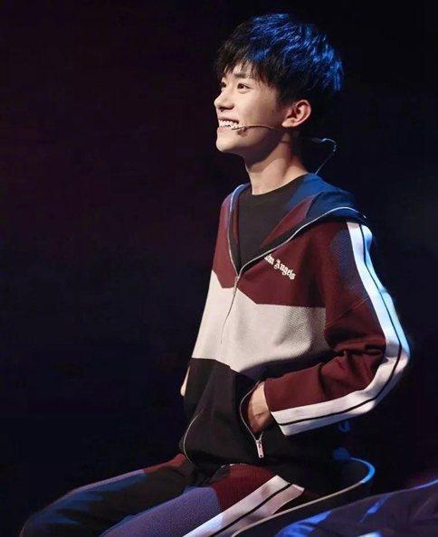 《这就是街舞》为什么比《热血进舞团》好看?养成系剧情才能吸引人