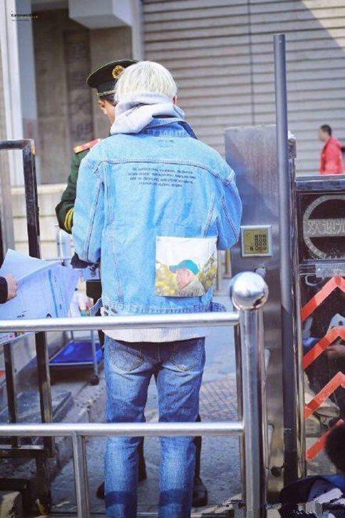 偶像练习生赴美签证照片曝光 蔡徐坤可能和贾斯汀比伯合作