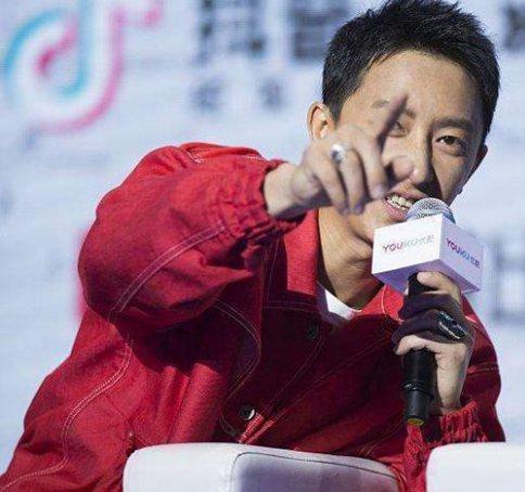 这就是街舞把韩庚视频配成黄子韬引不满 韩庚可能解除队长身份