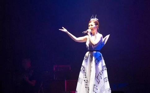 梁静茹为什么取关张韶涵 梁静茹取关张韶涵是被粉丝逼的吗