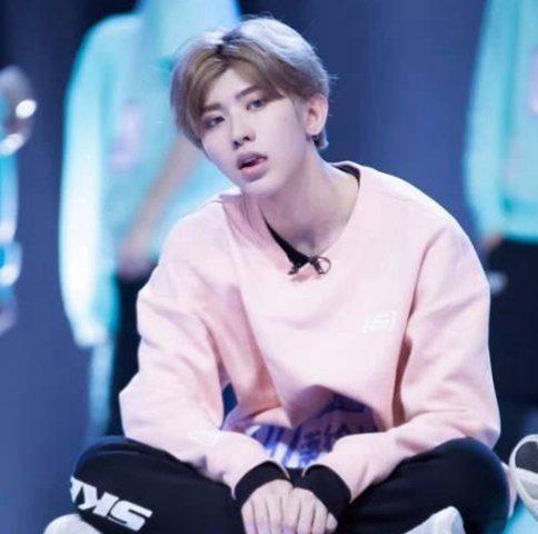 蔡徐坤和范丞丞私交好么?这个白眼说明了问题