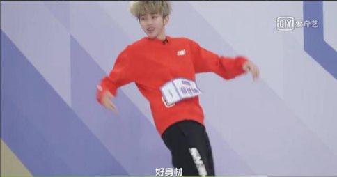 偶像练习生未播花絮曝光 原来大家都夸过蔡徐坤的屁股 偶像练习生未播花絮曝光 原来大家都夸过蔡徐坤的屁股