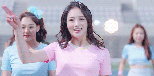 周洁琼刚出道就能当导师?周洁琼到底有什么背景