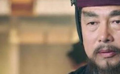 电视剧三国机密之潜龙在渊刘平嘱咐董承的话是什么意思