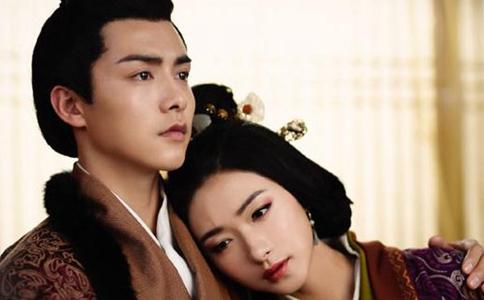 电视剧三国机密之潜龙在渊刘平嘱咐董承的话是什么意思