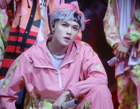 偶像练习生舞姿大比拼 最燃的还是蔡徐坤