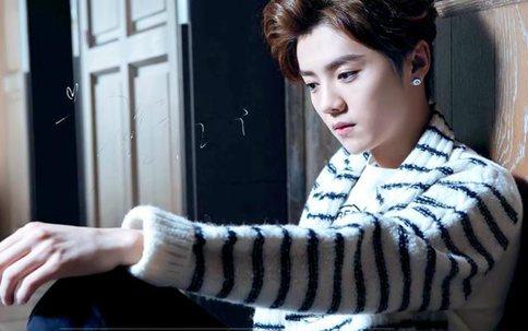 和蔡徐坤合影的大神是谁你们知道么?蔡徐坤可能要推新单曲