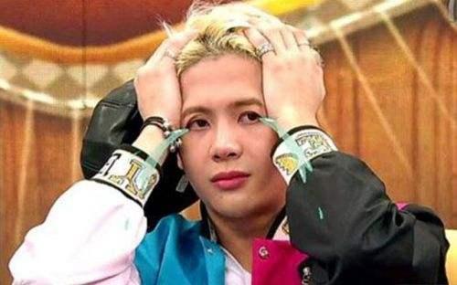 偶像练习生决赛王嘉尔为什么没有参加 王嘉尔被台上救护车得了什么病严重吗 偶像练习生决赛王嘉尔为什么没有参加 王嘉尔被台上救护车得了什么病严重吗