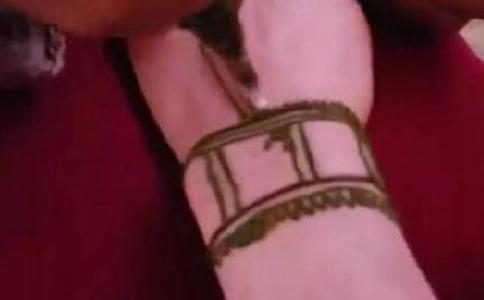 刘嘉玲纹身是什么图案刘嘉玲纹身代表什么含义