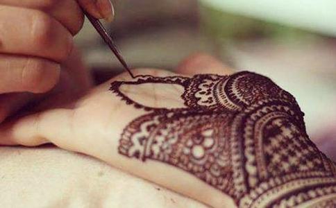 刘嘉玲纹身是什么图案刘嘉玲纹身代表什么含义