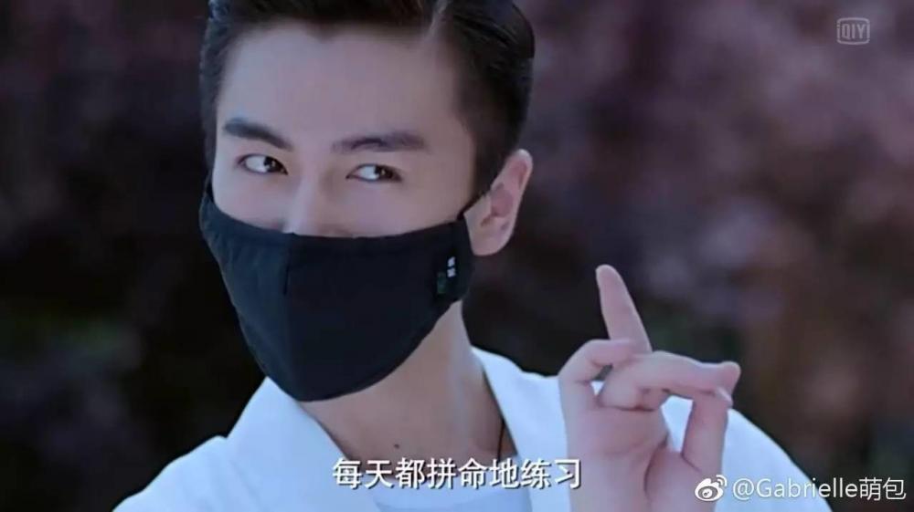 也不用指望着卓伟了 看看这剧就能掌握娱乐圈黑幕和八卦