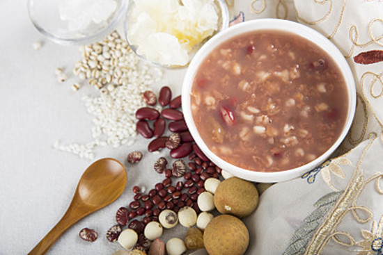 红豆薏米祛湿要吃多久才有效 红豆薏米体寒的女人可以喝吗