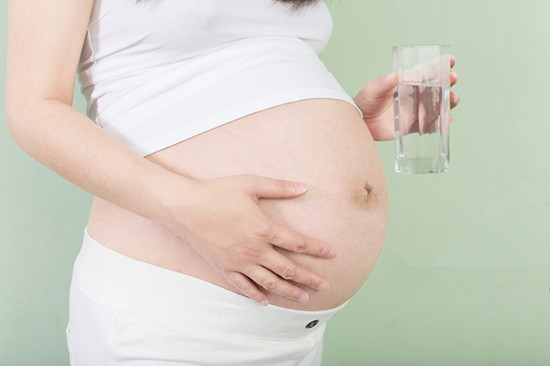 孕妇得了荨麻疹怎么办 孕妇患荨麻疹应注意用药谨慎和日常护理