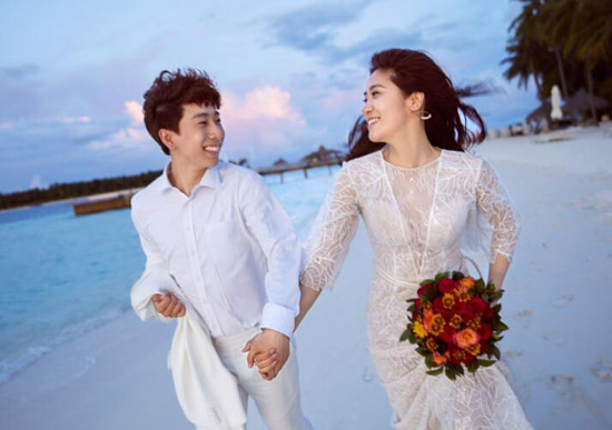 闊╁ぉ瀹囧垬绉嬪畯鐨勭粨濠氱収 鍒樼瀹忔瘮闊╁ぉ瀹囧ぇ鍑犲瞾