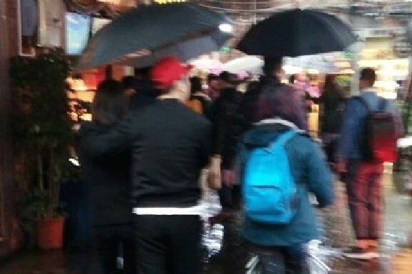 王思聪展现男友力