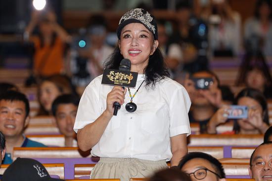 黄晓明求倒贴钱出演