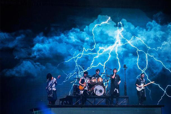 女逃犯演唱会落网