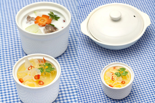 女人经常熬夜吃什么好 多吃点水果和养生汤吧