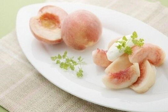 减肥期间可以吃桃子吗 为什么桃子吃多了长痘