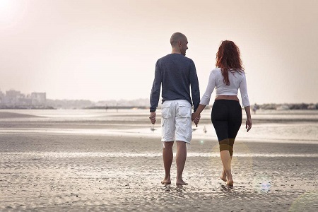 如何克服亲密关系解体后的消极情绪