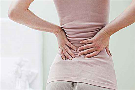 女人腰酸背痛是妇科病吗，跟这几种原因有关