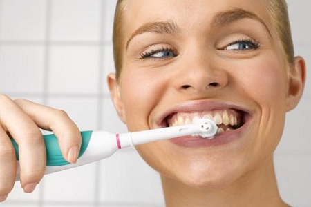 选择使用电动牙刷有什么好处？