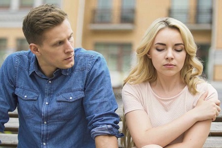 替代性无助:为什么无感情经历的女性对自己的感情产生悲观