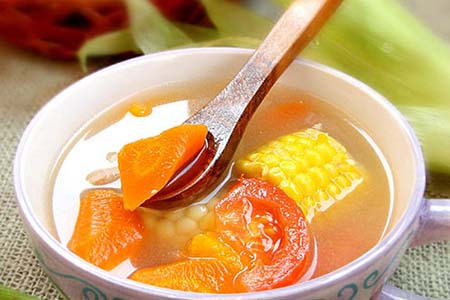 减肥瘦身也要喝汤，彩色蔬菜汤好喝又排脂