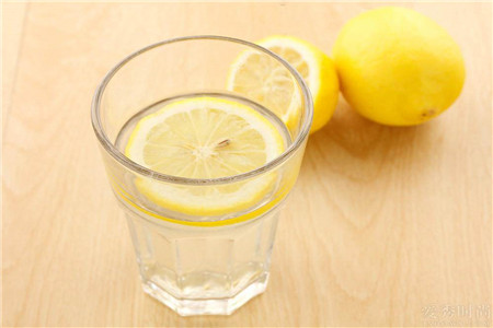 柠檬水怎么泡才健康，四种认识误区不能有
