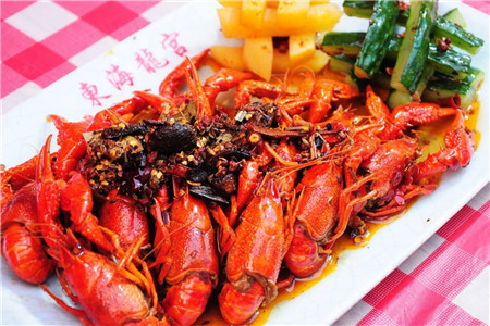 小龙虾怎么做美味，两种做法征服你的胃