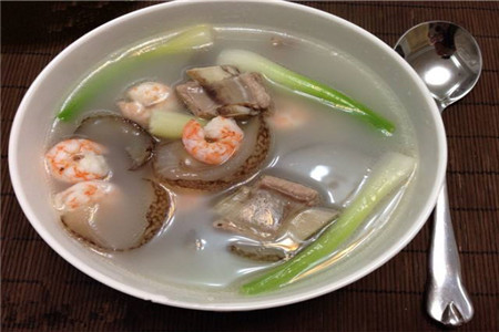 海参怎么做好吃，推荐三种海参汤的做法