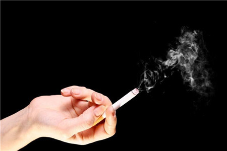 7.4亿人受二手烟危害，女人远离二手烟的方法