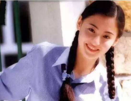 张柏芝第三个孩子的爸爸是谁 张柏芝现任老公真实身份成迷