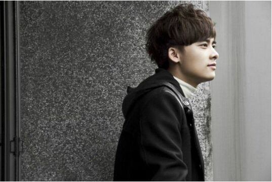 李易峰拿百花奖是不是有内幕 真相来了凭实力说话