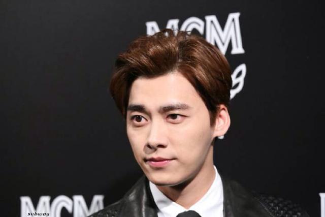 杨幂和李易峰怎么了 两人现在关系如何