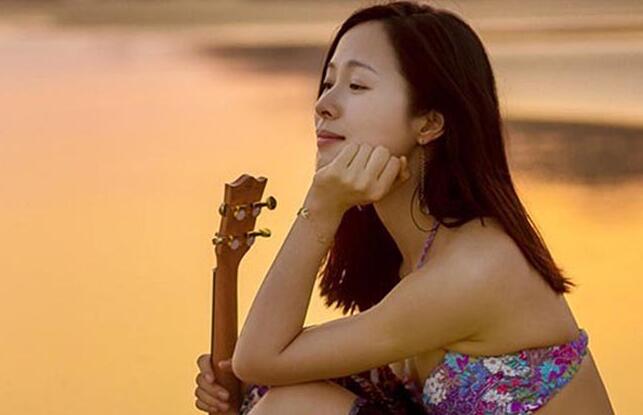 江一燕黑历史为何被骂白莲花 江一燕老公何身份结婚了吗