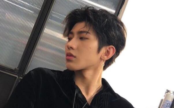 蔡徐坤程潇恋情是真的吗 程潇综艺跳舞铁刘海到底怎么回事