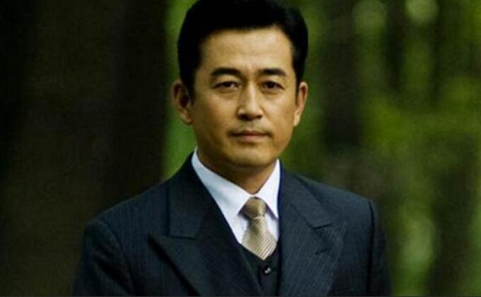 王志飞八卦结过几次婚 王志飞张歆艺分手现任老婆是张定涵