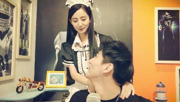 许晓诺张思帆躲摄像做了啥 真人秀同睡一张床暧昧入戏吗