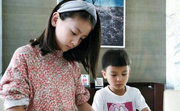 田雨橙和弟弟田宸雨