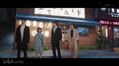 不少人表示宋伊人身高太虐比沈月还夸张，