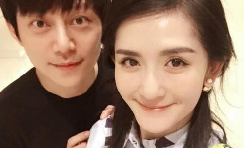 何炅节目中对谢娜称呼的变化引起了大家的争议