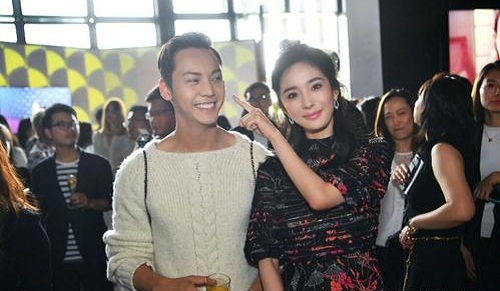 近日杨幂电视剧斛珠夫人男主角网曝后陈伟霆将出演