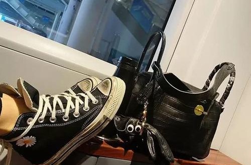 王子文因踩桌道歉说了什么