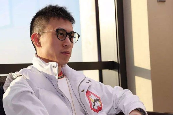 秦奋是风中追风吗 花钱买的账号还被骗