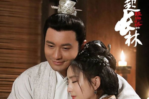 佟丽娅说刘昊然抽烟 自己弟弟怎么会不了解